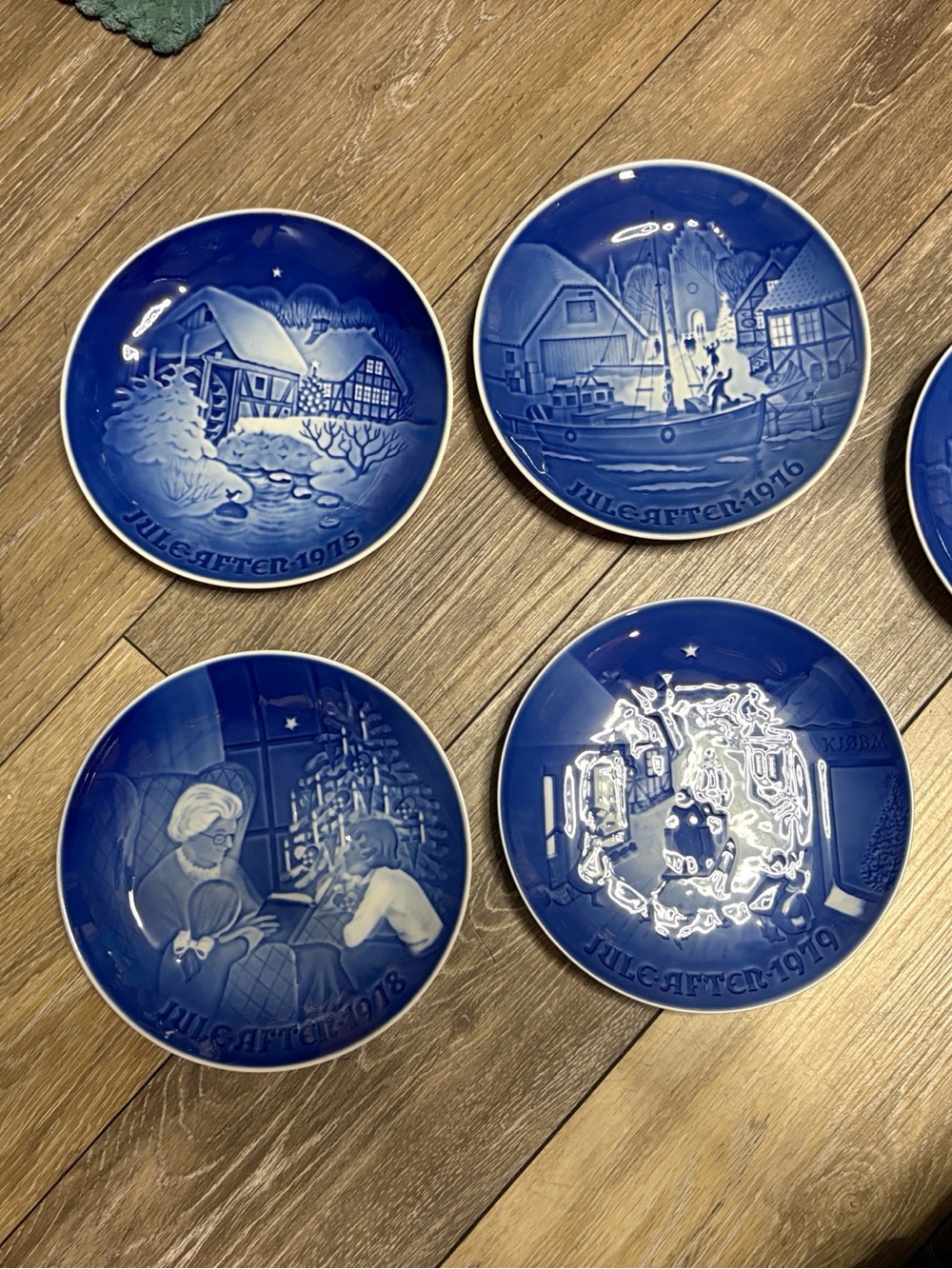 B&G Jule After Italia Cobalt Blue Embossed Ceramic Wall Plate Set of 6
